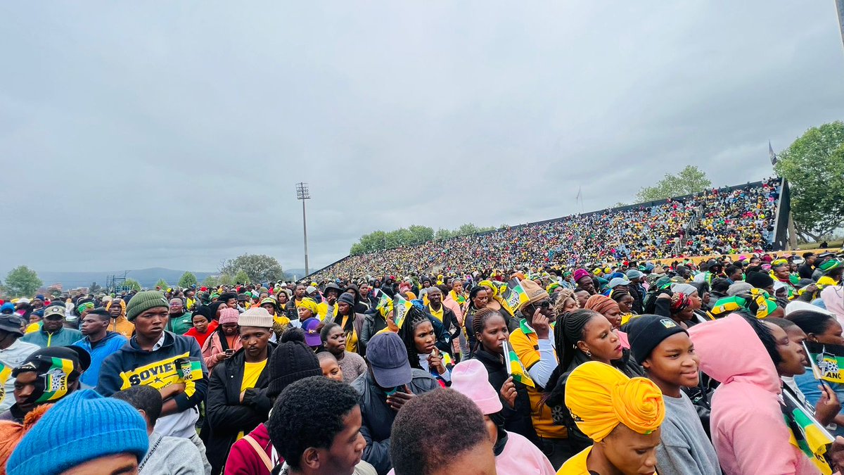MYANC's tweet photo. This is Harry Gwala Stadium in Pietermaritzburg, KwaZulu-Natal where ANC Secretary General Comrade Fikile Mbalula is in attendance. 

#2019ANCManifestoReview 
#ANCAtWork https://t.co/8RO7oxuM56