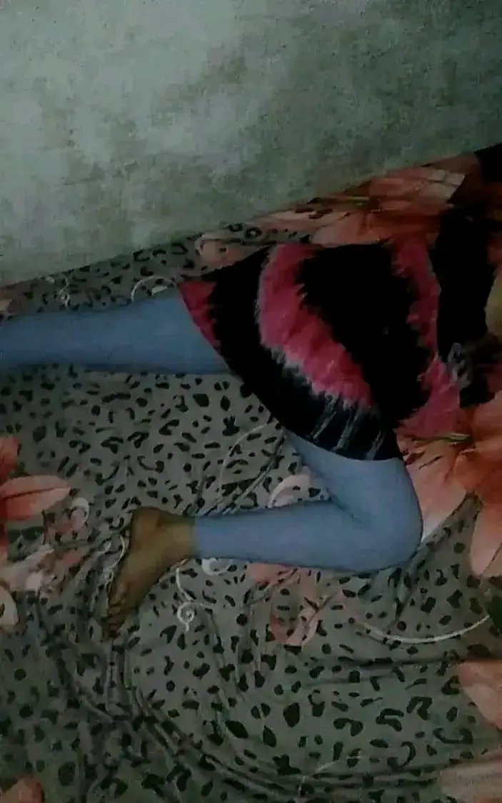 امرأة عربية متحررة تكسر التقاليد