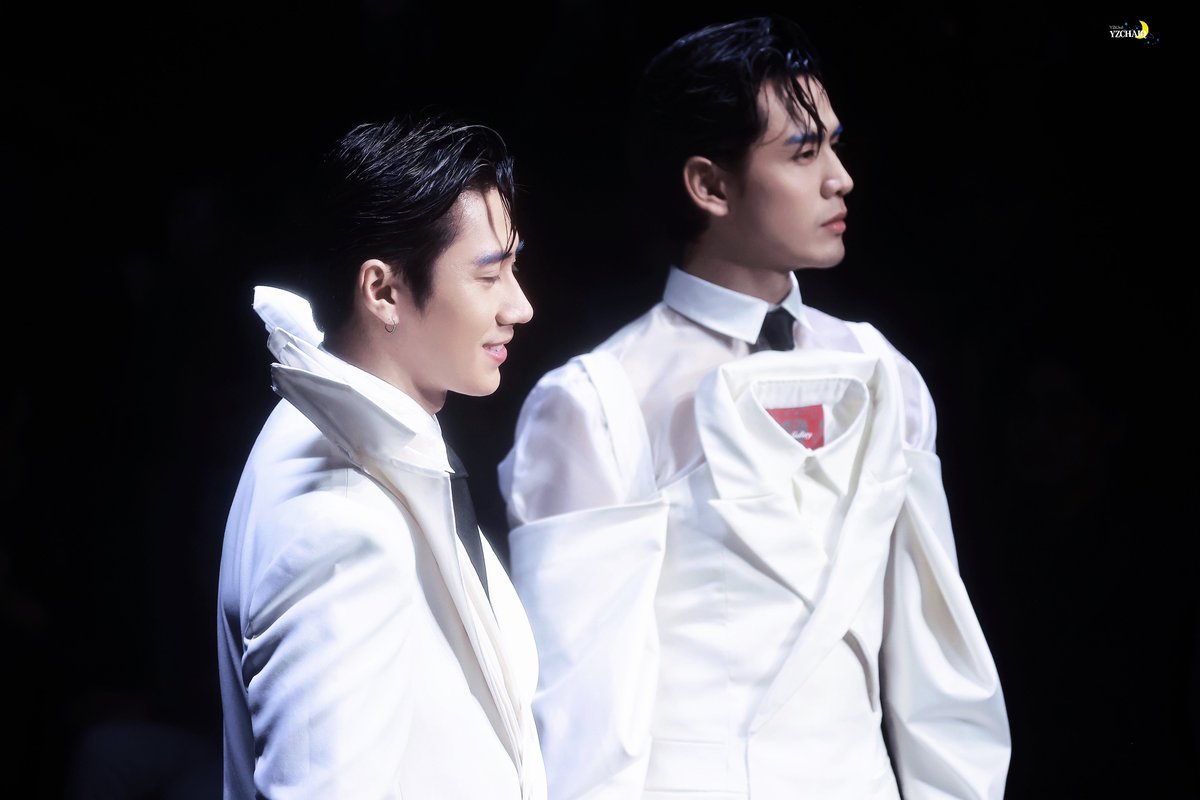 YZChaiQ's tweet photo. 🥹好温柔的眼神

TUBE GALLERY x BIFW23
#JAMFILMxTUBEGALLERY https://t.co/Na2xhdsTb5