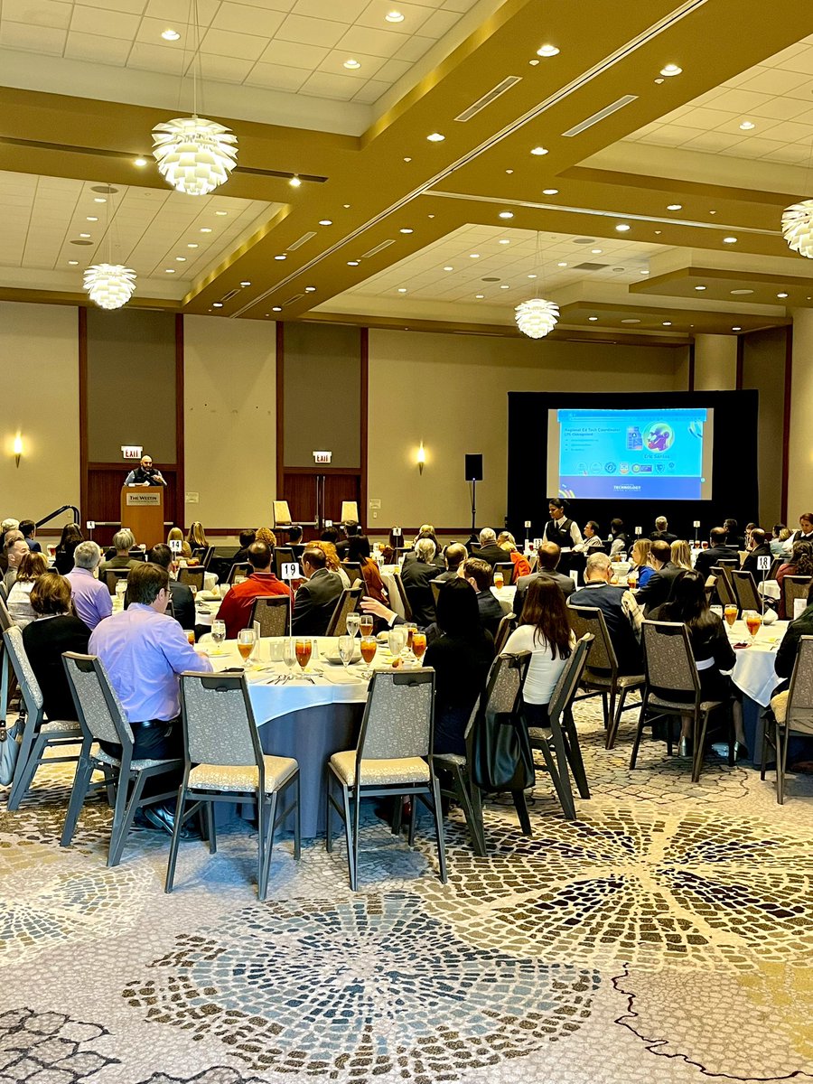 Eric Santos tweet media