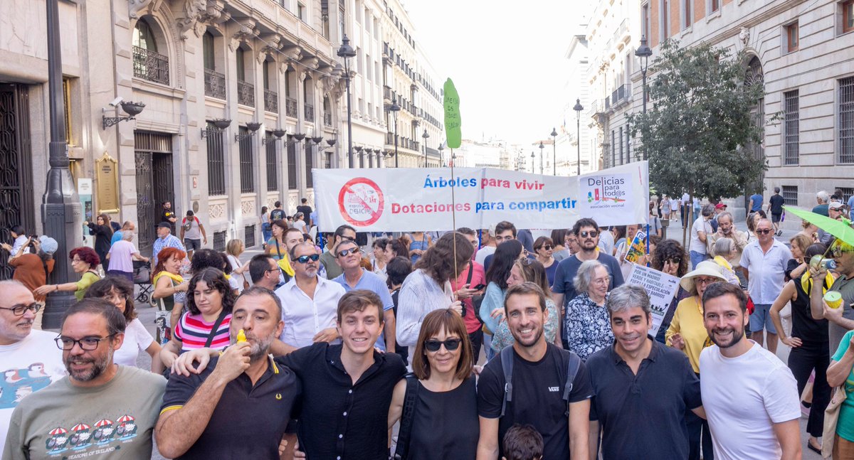 Mientras tanto, Madrid se manifiesta en defensa de sus árboles #NoalaTala #MetroSíPeroNoAsí