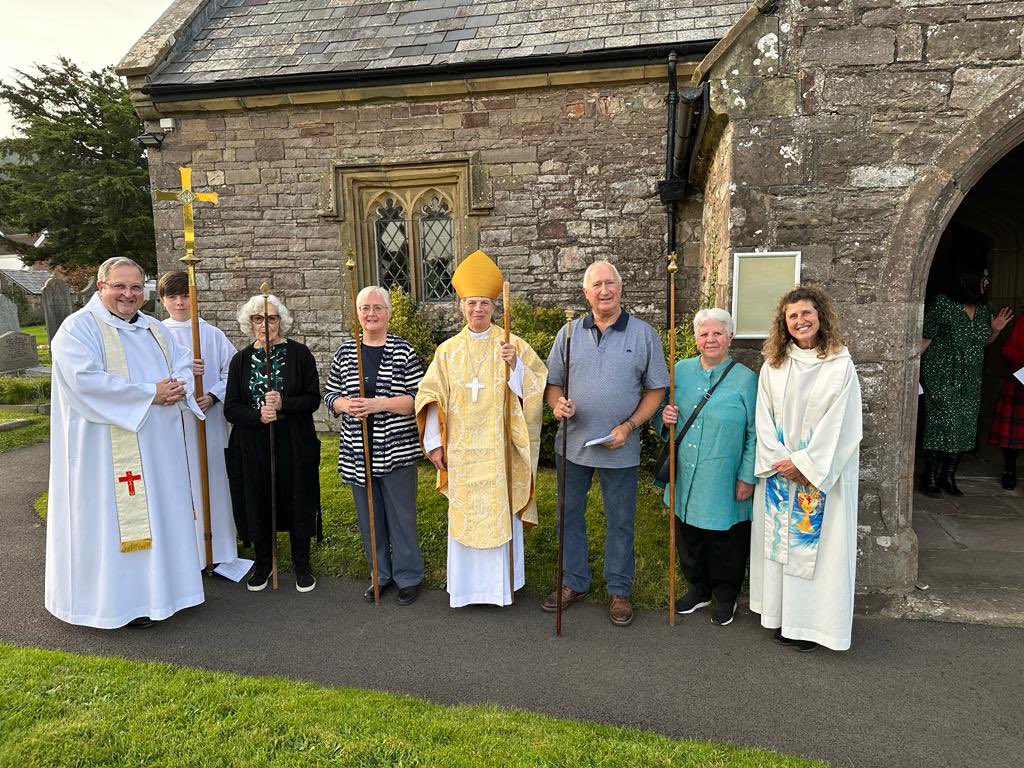 frjrconnell's tweet photo. Lovely to see so many present from the local community &amp; the churches of  Abergavenny Ministry Area. Our thanks to Bishop @cherry_vann for presiding &amp; preaching &amp; referring to @York_Minster in her address! At Helen’s Llanellen open again! @MonmouthDCO @ChurchinWales @ianrees66 https://t.co/t8C9JyxhXX