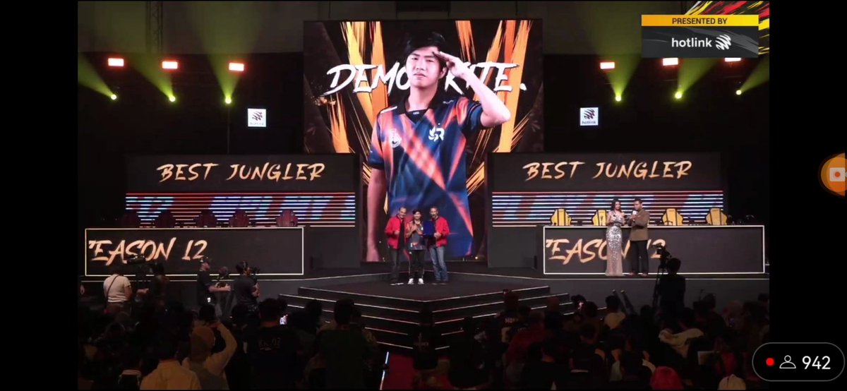 lani_noble's tweet photo. Congrats Demonkite for being Best Jungler and Season 12 Regular Season MVP - MLBB Malaysia. We are proud of you 💙 https://t.co/weBNmE1G5y