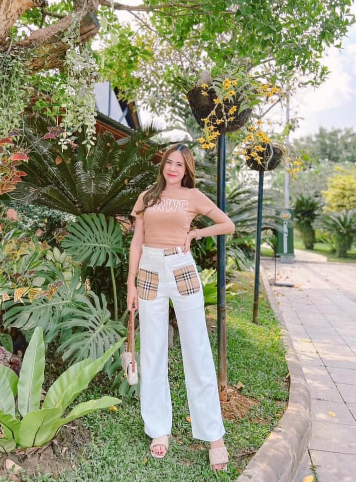 สาวน้อย คอยรัก แอดไลน์มาได้นะงับบบ
#ขอ28ขึ้นไปนะ #อุดรธานี #หนองคาย #ขอนแก่น #สกลนคร #แอดไลน์มาคุยได้นะ #ฝากรีทวิสด้วย #ไลน์หน้าฟิต