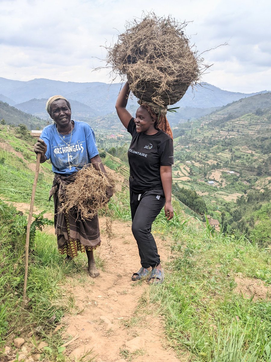 uniquedalida's tweet image. There were once young, beautiful, strong and powerful as we are to day 🥹 help them wherever you meet a beg🙏❤️🧡♥️ @CorpsAfricaRda @CorpsAfrica @harerimana_tito @Nathan_faida 
#MissionDrivenPatriots
#communitydeveloper
Ema Rwanda💪