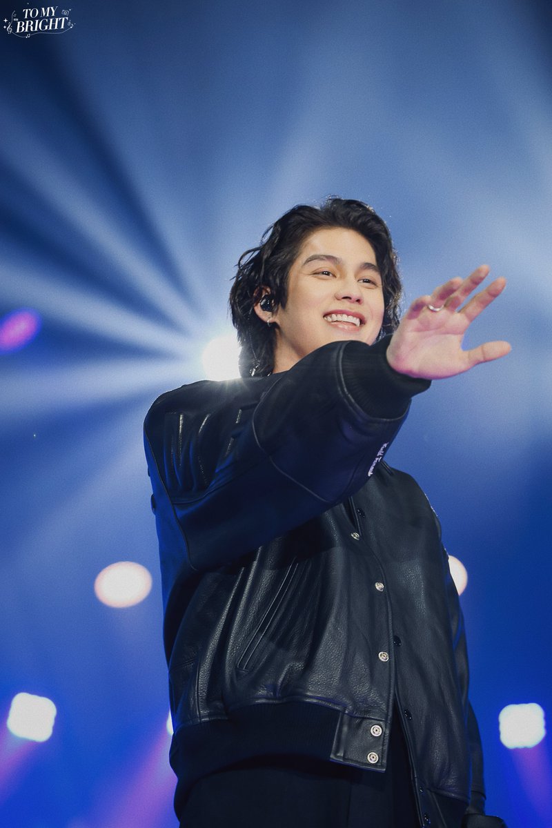 TOMYBRIGHT1227's tweet image. 📝/231007/📷📷

只要你伸手，Brights都在你身邊✨

Bright x ViuScream
#ViuScreamDatesxBWDN
#bbrightvc @bbrightvc