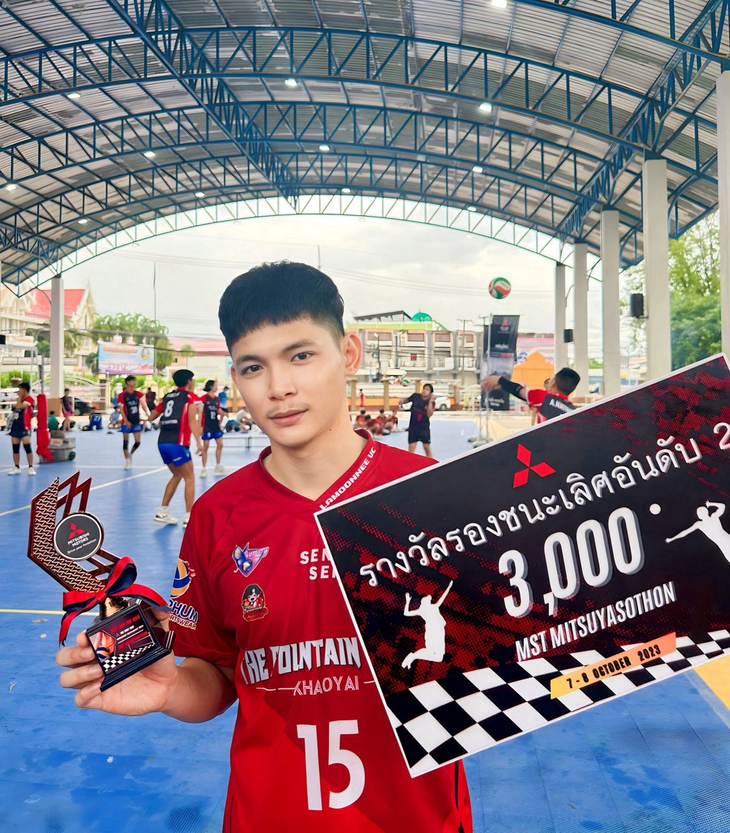 BenzScamander's tweet photo. รองช��ะเลิศอันดับที่2   ณ ยโสธร 🏐🏐 https://t.co/UMtvW74QxR