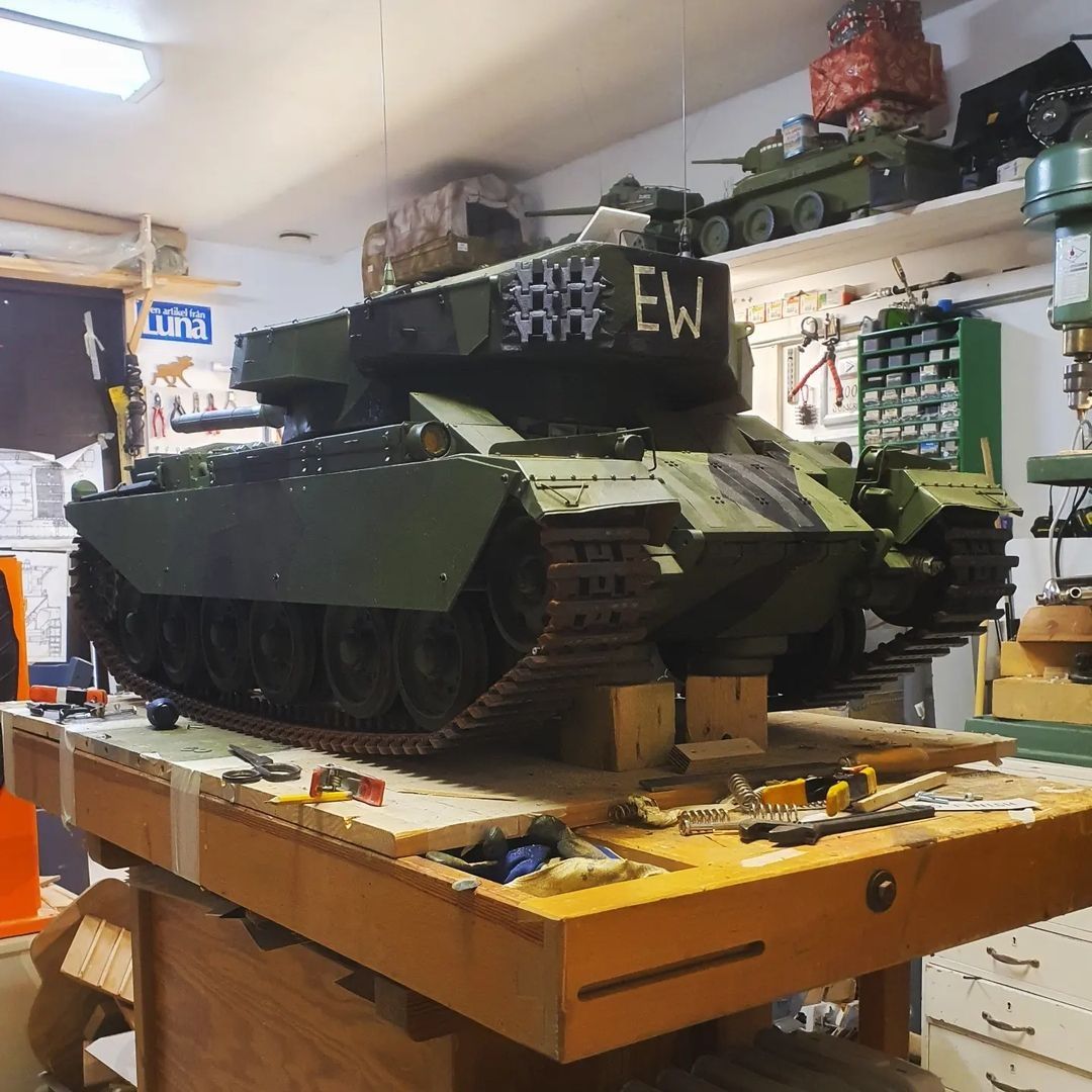 esun3dfilament's tweet photo. #3dprinted by @builtbywikander using eSUN PLA+
The prototype strv 105 had a modified suspension compared to the regular strv 102/104, with longer suspension travel. As a result, the side skirts are shorter than on a regular Centurion.
.

#strv #flashforge #esun #3dprinting #3dp https://t.co/4DDlrOXhBL