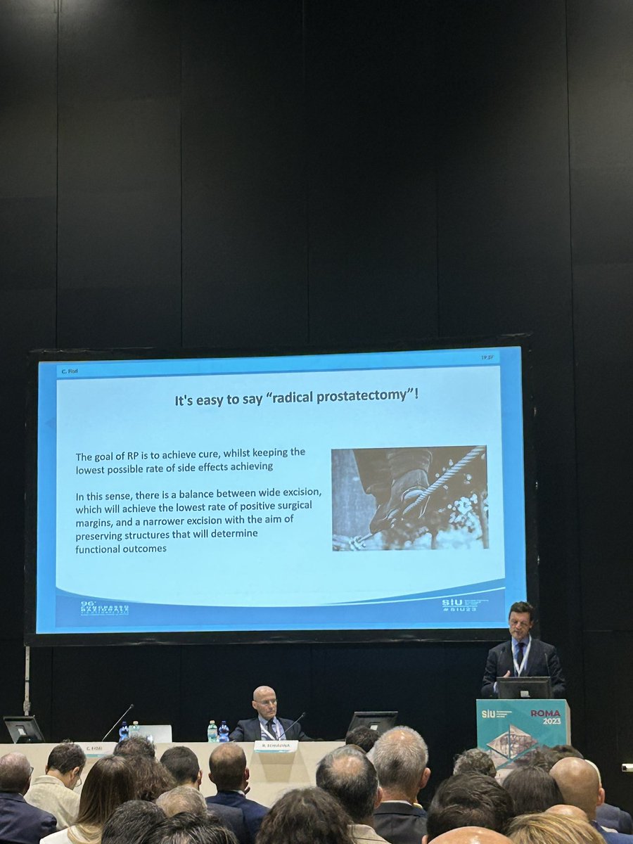 #MRI of the #prostate and surgery: best friends? Prof Fiori from #SanLuigiHospital @unito gives us a lecture on relationship between radiology and surgery at #SIU23 @SIU_Italia. #MRI can predict, sometimes, functional surgical outcomes!