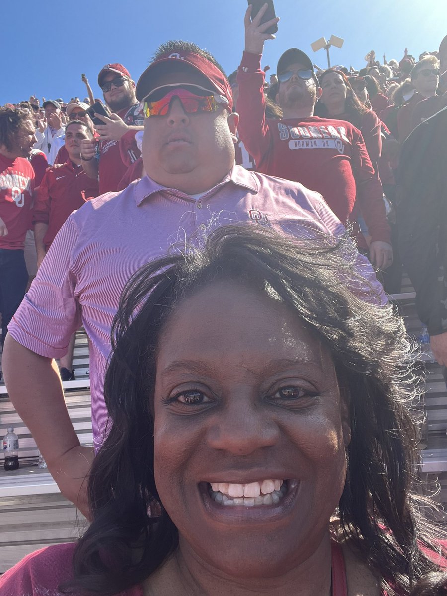 Charlottepmgr's tweet photo. This game was EPIC! I am so proud of the Sooners! #OUDNA https://t.co/iTEJu8yQRi