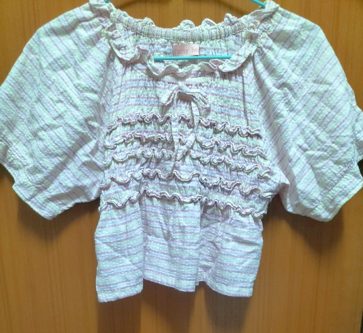 thikpn_'s tweet photo. 50 บาท น่ารักมากตัวนี้สีจริงรูปแรกค่ะ 
#ส่งต่อเสื้อมือสอง #โล๊ะตู้เสื้อผ้า #เสื้อผ้ามือ2 https://t.co/2WSQ6gI6PI