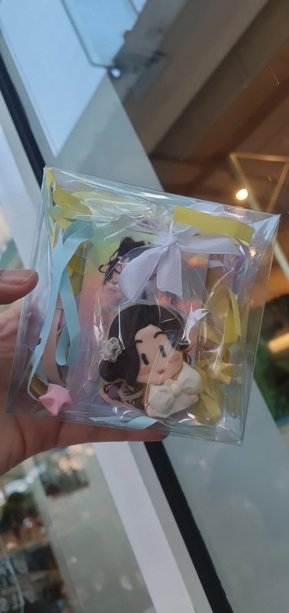ody_tia's tweet photo. @pinkawiz_art @N_ShaniJKT48 @risg31 @onesadjellybean @Julieeeee36 @greencloud91 @Raymond_Widjaja @forrrreg @Serbukoreo_ @Vimj_Okt HBD ka Cip Shani 🤗 @N_ShaniJKT48 #ShaniTuneOfMemory 
Semoga selalu bahagia dan sehat selalu 😊 https://t.co/nz4fIqLqfC
