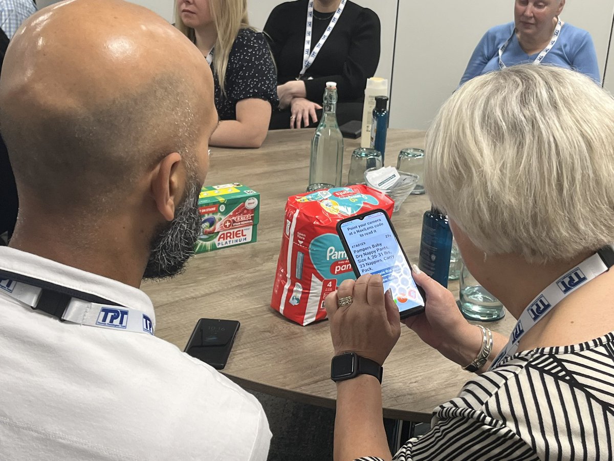 SLCouncils's tweet photo. In our #MakeRetailAccessible session, delegates are discussing how digital codes on products could help #blind and #PartiallySighted people access products across various retail settings.

#SLConference https://t.co/QObyErdq1X