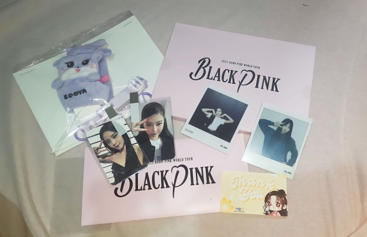 princessk3stle's tweet photo. 💌: @seouloutletph 

O to the M to the G! My BP World tour finale merch came home today! 💜 Thank you @seouloutletph for packing it safely &amp; for the very smooth transaction as always 🎀 

Wooohhh! 🐻🐰 My JENSOO pc's really came home 😭😭😭 TYSM ♥️♥️♥️ ILY. 

#SOL_FEEDBACKS https://t.co/I6I7DRS5CY