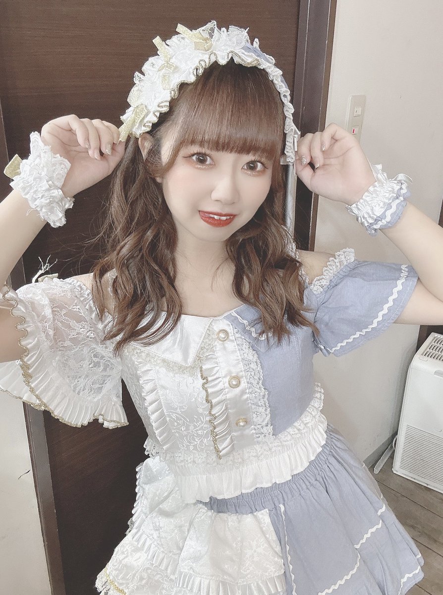 merryp_riko2's tweet photo. しろりこぴんもかわいがってー🤍❔ https://t.co/P6lMKASqqs