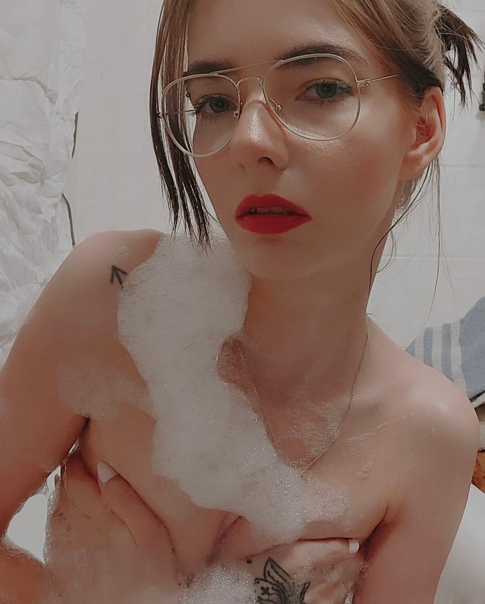 burningboneex's tweet photo. Hi Babes ❤️‍🔥
Na dem es mir gestern so schlecht ging - geht's mit heute besser.
Mehr Pics auf Insta, Patreon.
DM me on Telegramm: @stejatheex 
#SundayMorning #theex #steja #bathroom #Bubbles https://t.co/KCxMLhnGxX