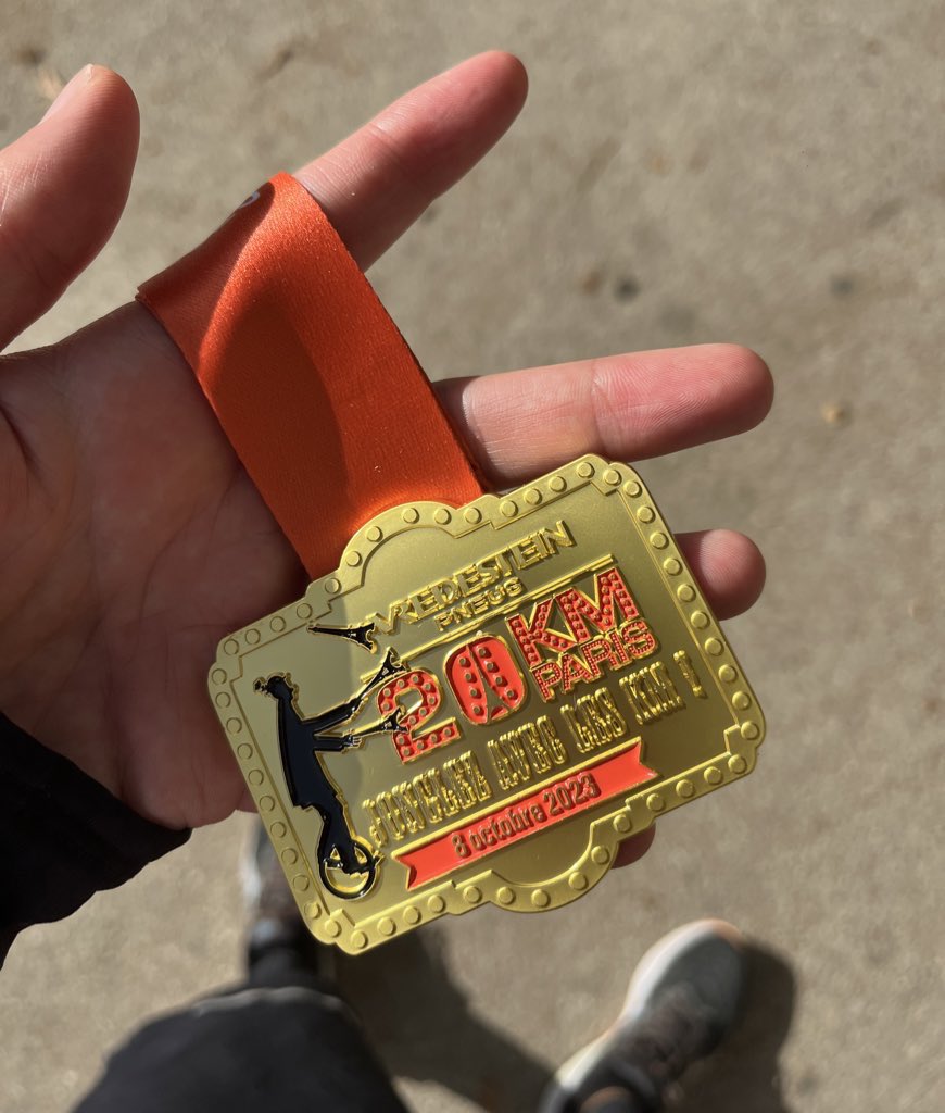 Un dimanche matin en deux étapes 🏃🏻‍♂️ cc <a href="/20km_Paris/">Les Vredestein 20km de Paris</a>