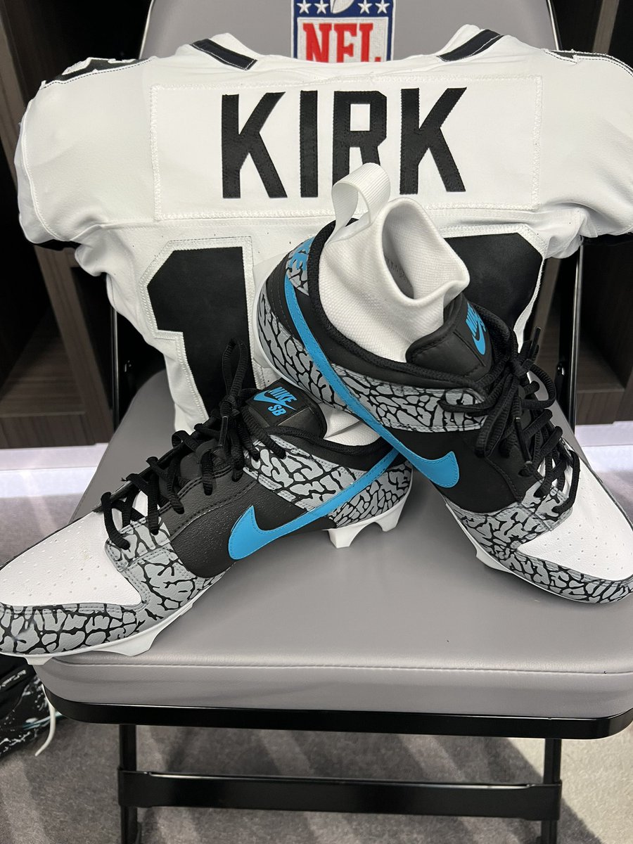 Custom boots for @ckirk for this week’s game @SpursOfficial.