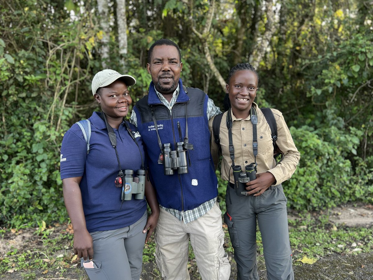 Herbertbirder's tweet photo. What a beautiful day at Nyungwe forest! A Good trail , with a knowledgeable local guide guide! Our new itineraries @UgandaBirder will include Nyungwe forest. See you at @WomenBirders https://t.co/hgsZ4ioaE4