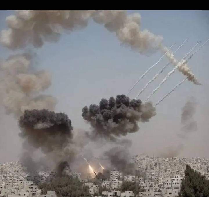 AdeelAliwaris's tweet photo. Today best photo 😢😭😢..
#AlAqsaFlood 
#AlJazeera #Israel #FreePalestine 
#طوفان_الأقصى #طوفان_القدس #Hezbolá https://t.co/IP3A8aWCYw