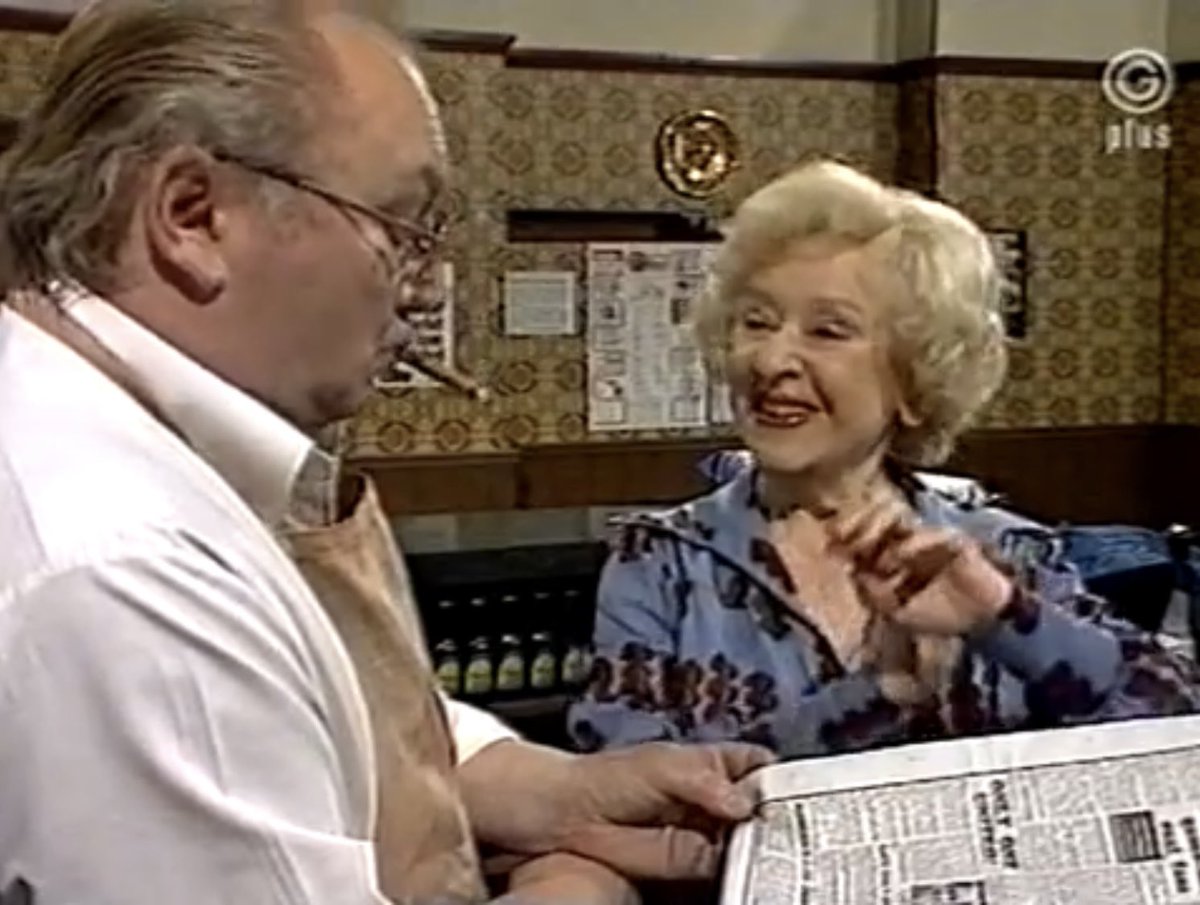DorisSpeedFans's tweet photo. Doris as Annie Walker in the 2037th episode of Coronation Street (8th October 1980) with Fred Feast as Fred Gee #DorisSpeed #FredFeast #ClassicCoronationStreet #CoronationStreet #ClassicCorrie #Corrie https://t.co/A62FAs9fpV