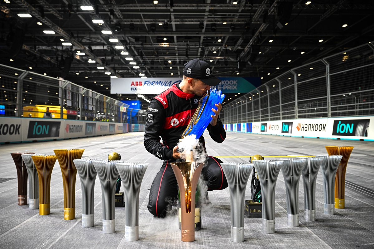 From then to now 🤩

<a href="/JakeDennis19/">Jake Dennis</a> joined us in Season 7 and by Season 9, he's our WORLD CHAMPION 🏆