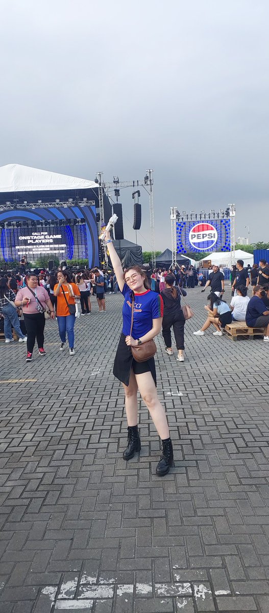 ziesmic's tweet photo. The view is soooo VIP Standing 🥺 SO EXCITED TO SEE MAHALIMAAAAA 😭❤️🫶

#pepsipulse2023 
#PepsiMasMasarapMaiba https://t.co/5wRNQCFNho