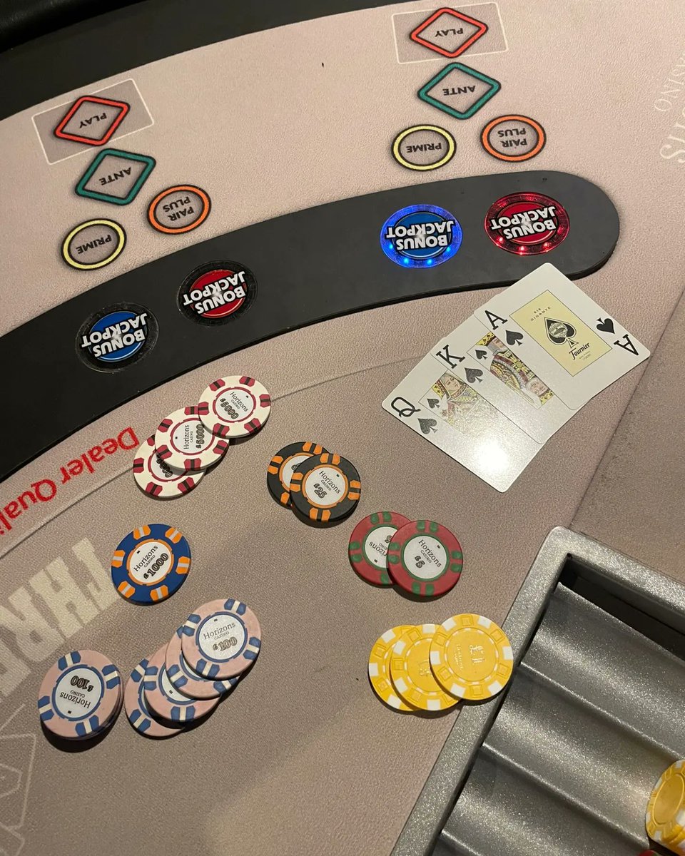 Horizons_Casino's tweet image. Two Jackpots, same person, same day! 👏👏👏
A massive congratulations to the 'DOUBLE' winner of the Minor Poker Progressive Jackpot, who managed to scoop over 20k. 

Begambleaware.org #gambleresponsibly #pokerjackpot #Jackpot #doublewinner