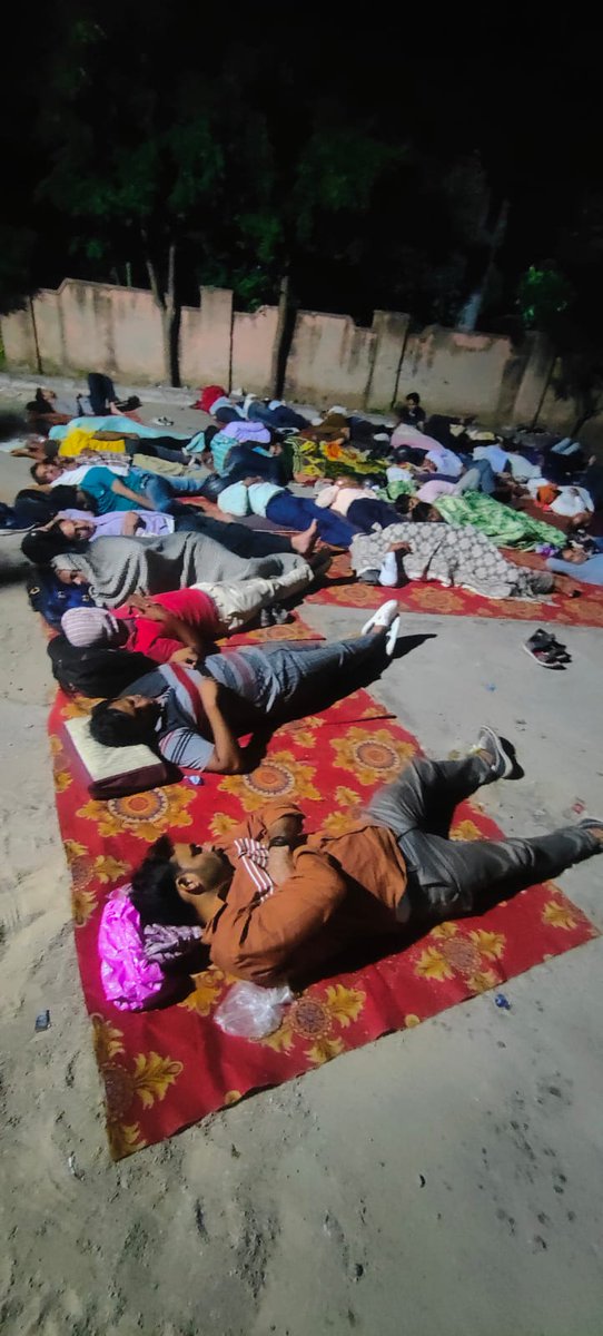 सरकार ने RPC के भ्रष्ट अधिकारियो को पाल रखा है, वो भ्रष्ट अधिकारी भर्ती पूरी नहीं कर देना चाहते, उन पर कड़ी कार्यवाही हो
फार्मासिस्ट, भर्ती पूरी करने के लिए आमरण अनशन कर रहे है
<a href="/ashokgehlot51/">Ashok Gehlot</a>
<a href="/1stIndiaNews/">First India News</a>
#फार्मासिस्ट_प्रोविजनल_सूची_जारी_करो