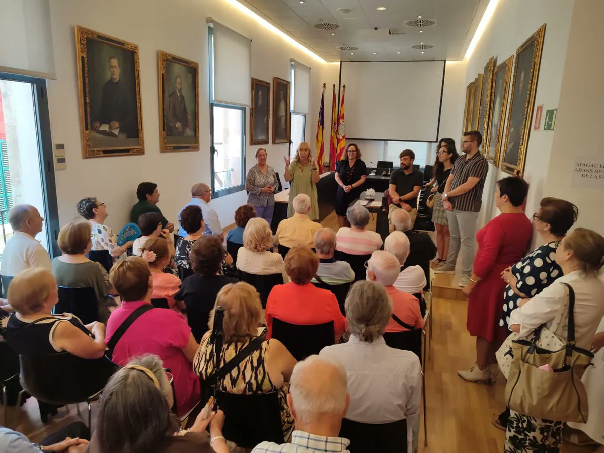 ElPiFelanitx's tweet image. Aquest cap de setmana assistim a reunió amb felanitxers i felanitxeres d&apos;Orellana la Vieja
Germanor #FelanitxExtremadura
Visitam Casa Museu Pare Miquel Ferrer, convent de les trinitàries amb el restaurador Biel Company
@ElPi_IB @Melanie_misser
@jmonserrat76 
#SomElPi
#SomFelanitx