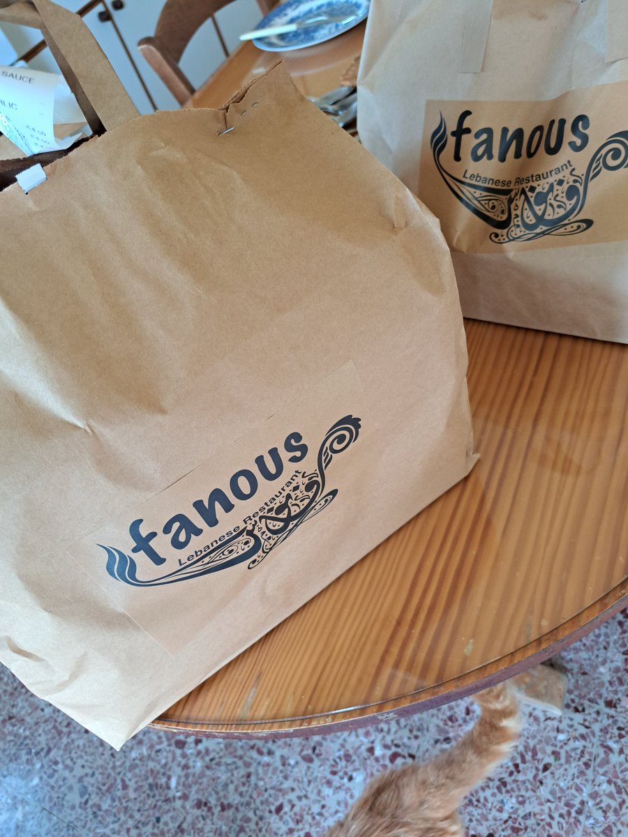chChr11's tweet photo. #Fanous
Of course,
Sunday lunch from Rami https://t.co/NmNIlMauPr