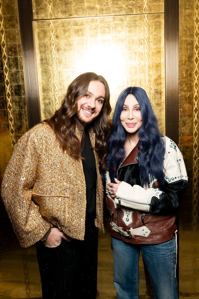 I met <a href="/cher/">Cher</a> and she was everything you could ask for! 🥰 i will cherish this moment forever 😭🖤 #cher