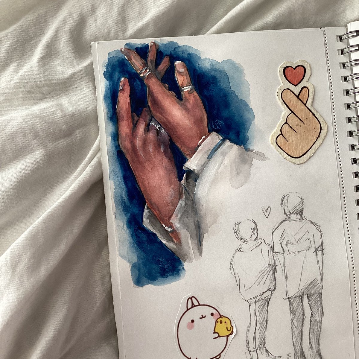 soaryve's tweet photo. sketchbook from few years ago 🥹 https://t.co/20XlTcsdUy