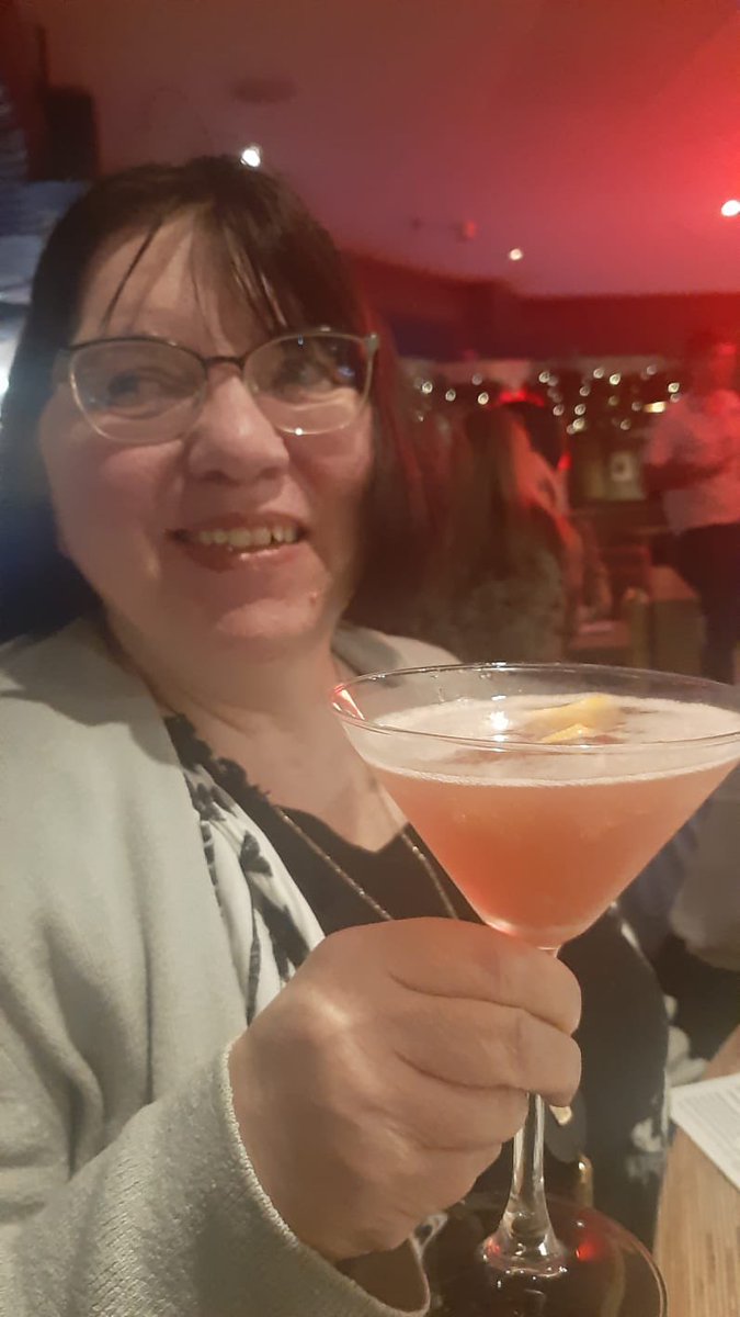 LisaBeaumont67's tweet photo. @TN1BarKitchen   Thanks for a great evening #cocktails #tunbridgewells https://t.co/K0gQpz22uS