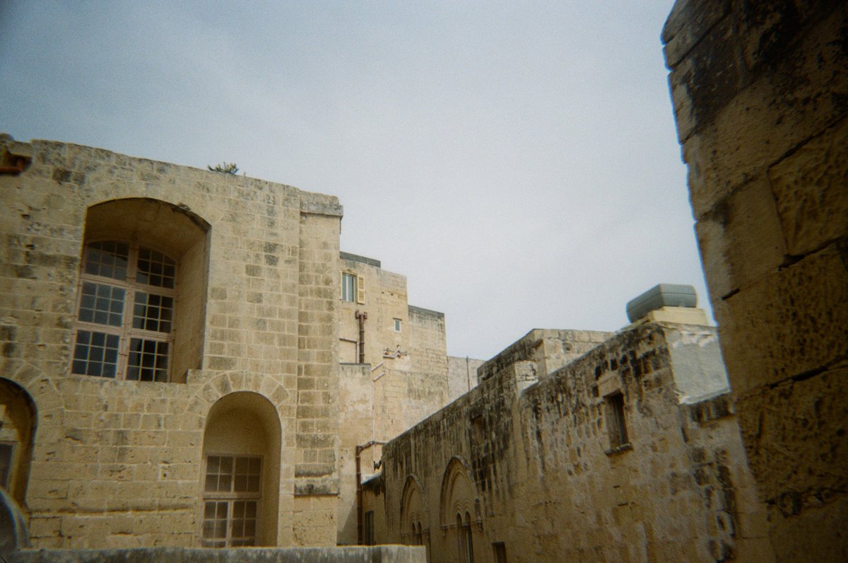 Malta on film 🇲🇹

📷Kodak Ultra F9
🎞️Kodak Gold 200

#streetphotography #filmphotography