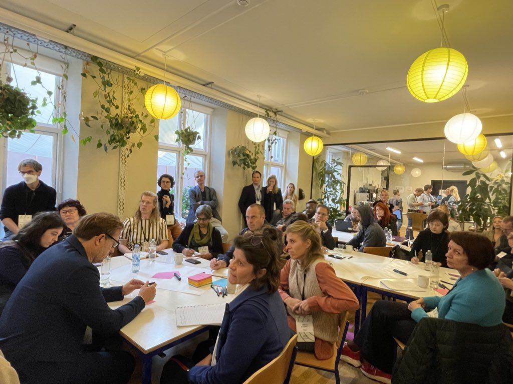 MiriamLevin1's tweet photo. Still on a #democracy high from #drdconference23! Such an inspirational few days with friends from across the 🌍 Thanks to @wedodemocracy @DBT_Foundation. Privileged to run a w/s with the brilliant @redpath42 @Jonomist & Marjan Ehsassi from @berggruenInst #delibwave https://t.co/NXxJdo2XIj