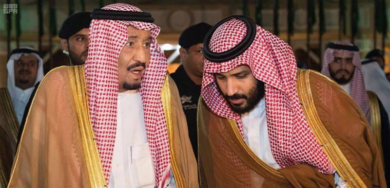 SaudiNews50's tweet photo. عاجل:

خادم الحرمين الشريفين، وبناءً على ما رفعه سمو #ولي_العهد..

يوجه بالموافقة على زيادة الحد الأدنى الأساسي لاحتساب المعاش لمستحقي الضمان الاجتماعي بنسبة 20%، واستمرار العمل ببرنامج حساب المواطن، واستمرار فتح التسجيل والدعم المالي الإضافي للمستفيدين منه لمدة ثلاثة أشهر وحتى دفعة شهر ديسمبر 2023م.

-
