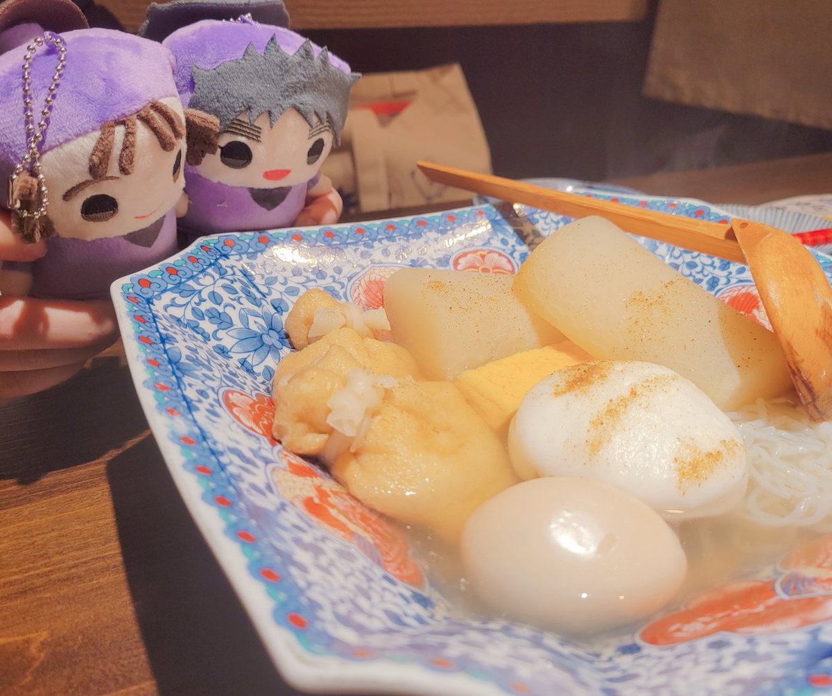 初演・再演とぬん子さんに遊んでもらいました🥰ミュとか五年生の話したり、スケブ交換したりめちゃ素敵グッズいただいたりすごい楽しかった～～～感謝!!! 