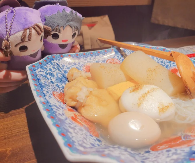 初演・再演とぬん子さんに遊んでもらいました🥰ミュとか五年生の話したり、スケブ交換したりめちゃ素敵グッズいただいたりすごい楽しかった～～～感謝!!! 