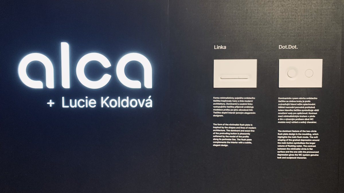 BoBMarvan's tweet photo. Nejlepší instalace #designblok ve Veletržním paláci: Stěna z tlačítek na splachování od firmy Alca :)
Šly otáčet a měnit tak černé za bílé, všichni si s tím hráli a ošahali si tak produkt. Byl tam takový nával, že jsem na fotku musel čekat, aby na ní vůbec bylo něco vidět. https://t.co/nHd8HuwcDy