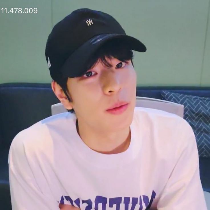 Sksm25's tweet image. I nominate #Seungmin from #StrayKids for the #BestModelForCap of kpop idol!! #KookyRanking  #KookyGallery!!