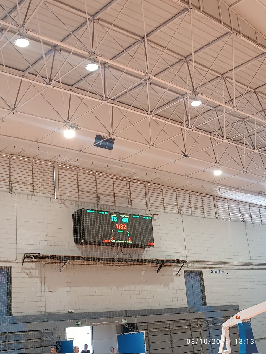 TripleGrana's tweet photo. Tercer cuarto
7️⃣6️⃣ Real Murcia
4️⃣8️⃣ Baloncesto Eliocroca https://t.co/SVniL41R6X
