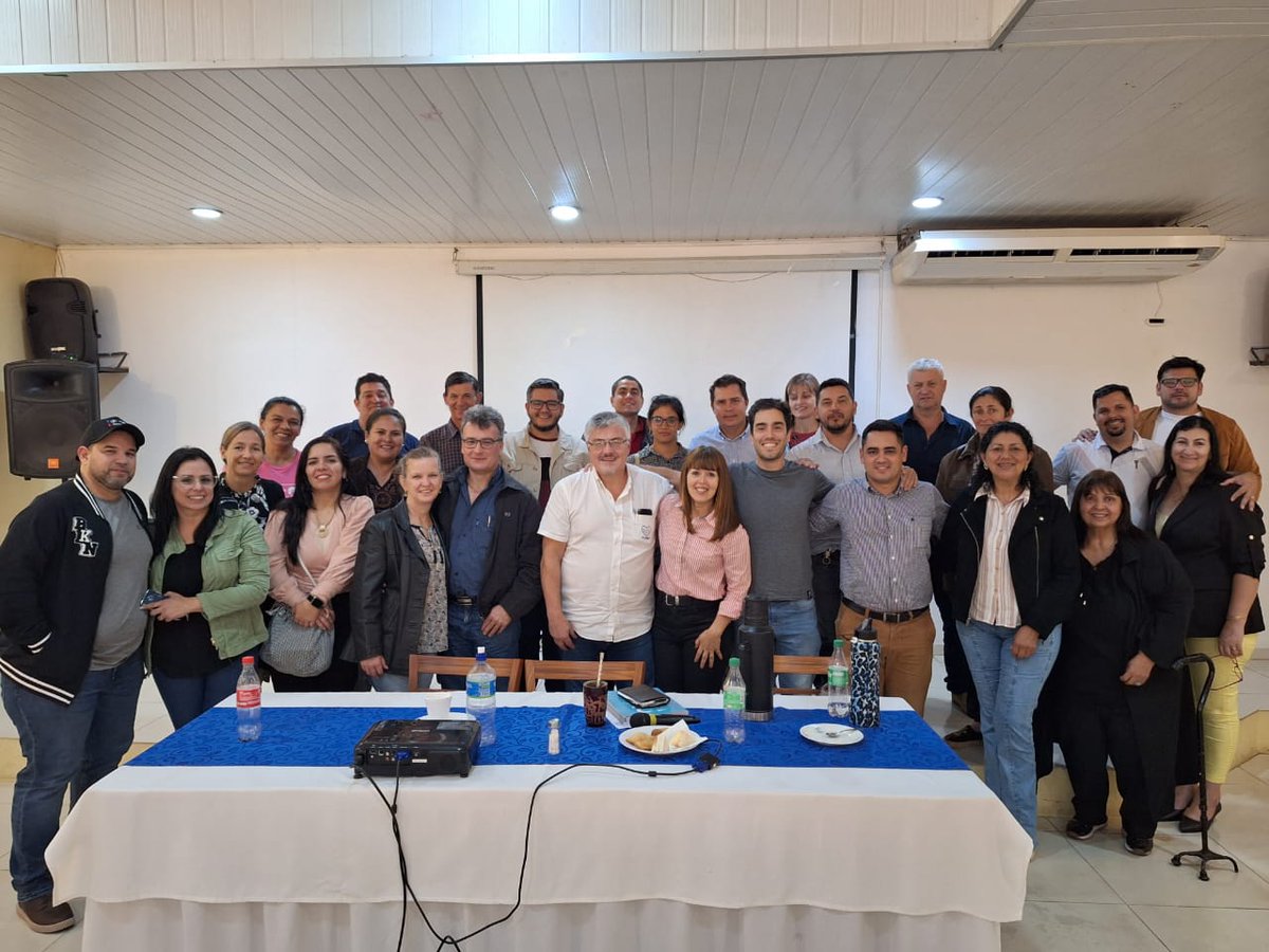 FNPPPy's tweet photo. Reunión de Padres con Lideres Distritales y Departamentales de varias Federaciones y varios Departamentos.
#sia12Ciencias
#SomosMMMas
#edificandofamilias
#FENAPEP
#FRENVIFA
#PADRESENACCION https://t.co/IhlakvKKUZ