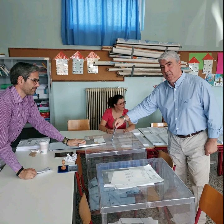 SimosKedikoglou's tweet photo. " Επιλέξτε τις καλύτερες και τους καλύτερους, για τον τόπο μας."
#evoia
#ευβοια
#εκλογές2023
#simos_kedikoglou https://t.co/1IFtC3kPSX