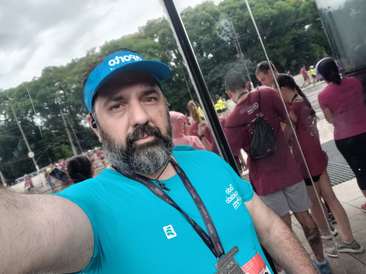josemariohg's tweet photo. 10K na chuva ! #portoseguro #portosaude #portobank #componentsteam #apiteam https://t.co/csOwNb68BO