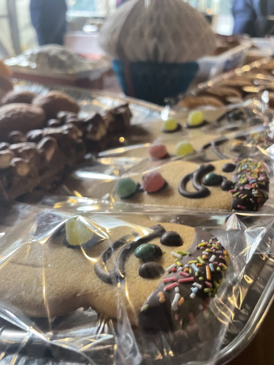 BallybodenTT's tweet photo. TOMORROW - help🗣️🗣️ 

So looking forward to seeing @SMC_Dublin16 in @BuglersDublin co host our Coffee Morning with lots of lovely 🍰🧁 freshly baked by the  awesome TY Students of Sancta Maria College for @IrishCancerSoc #pinkbreakfast  #BreastCancer 
Time: 10-Noon #Buglers https://t.co/RYh9mkvjhF
