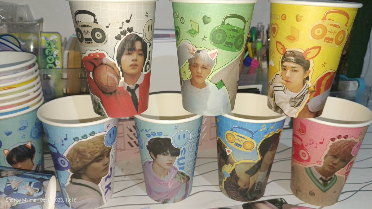 _defhyuckie's tweet photo. @7__mellifluous hi ..
this came yesterday, it was delivered sa office kaya ngayon ko lang nakuha.. woooow.. they are so cute.. hehe.. thank you ao much 😚 https://t.co/VK1U70IPjO