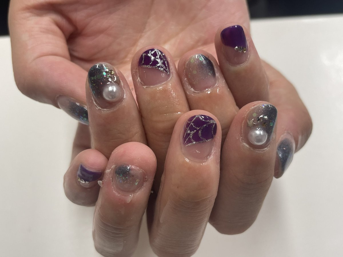 kanonnail620's tweet photo. ネイルモデル募集💅

👑10/16 10:00~  1名のみ

🚶‍♀️渋谷道玄坂10分
💅1時間～

🧡通常4990円➡︎0円

⚠️急なキャンセルしない方

注意事項をお読みの上現在の両手お爪の写真をDMにお送りください💌

※画像はデザインの一部

#ネイル #ネイルサロン  #モデル募集 #無料モデル #ネイルモデル #秋ネイル https://t.co/4NwKBjVuE9