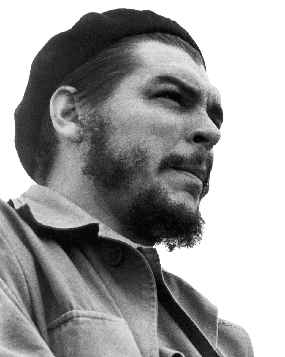 A 56 años de la caída en combate de Ernesto Che Guevara,recordamos las palabras de Fidel: "Si queremos expresar cómo queremos que sean nuestros combatientes revolucionarios,nuestros militantes,nuestros hombres,debemos decir sin vacilación alguna,¡que sean como el Che!. #CheVive