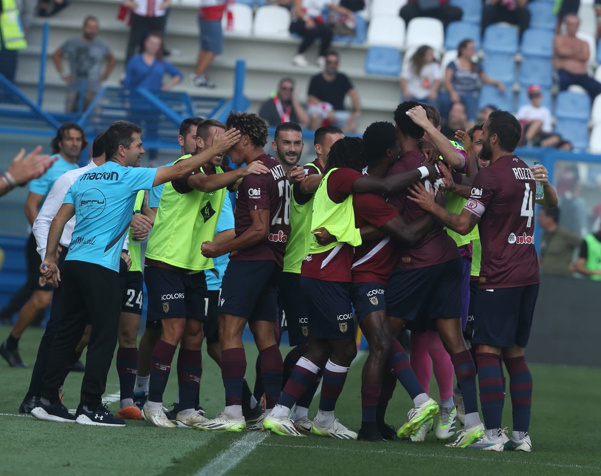 Nesta's tweet image. #ReggianaBari